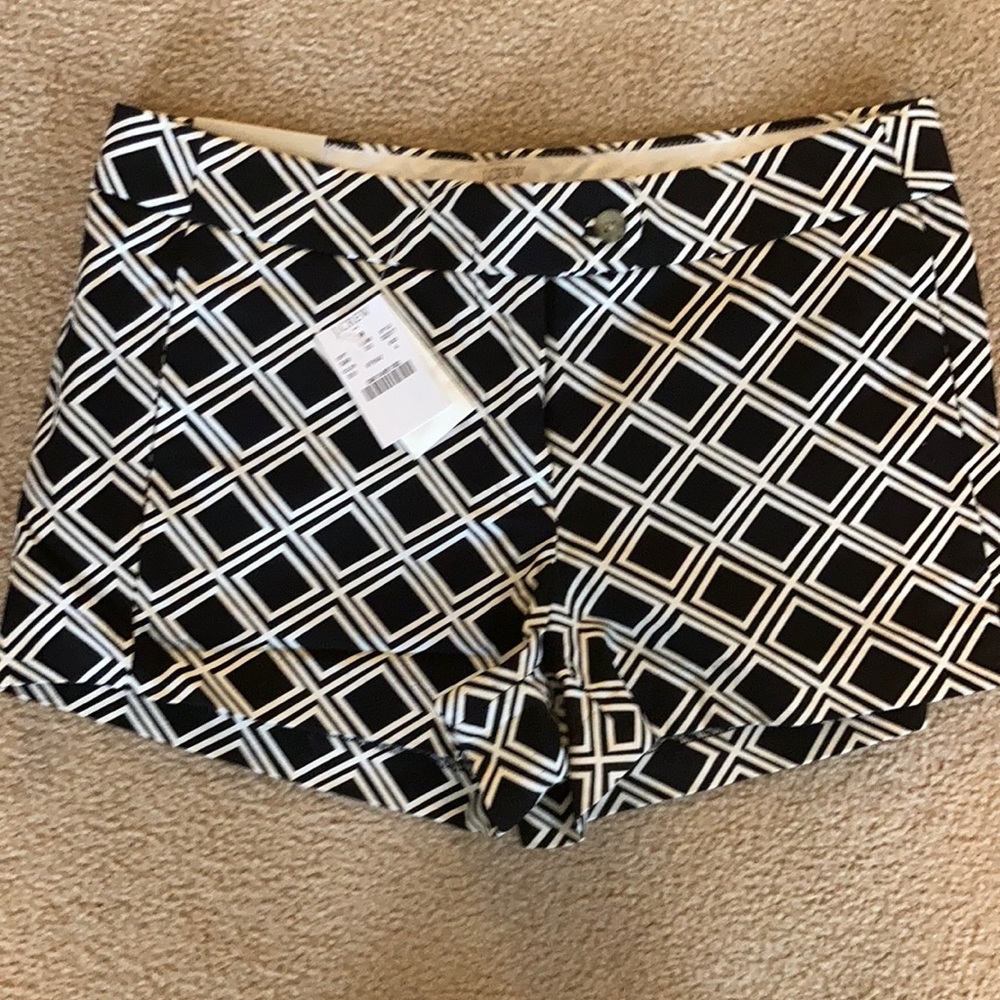 J Crew Chino City Fit Shorts, size 4